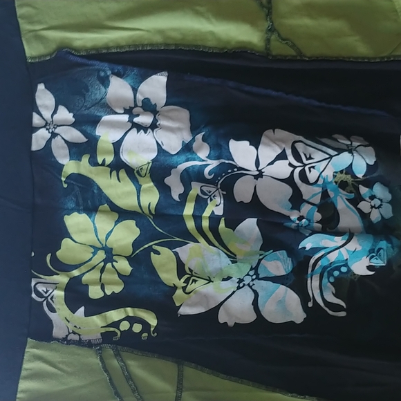 Skirt - Picture 2 of 3